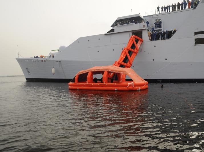 Liferaft Systems Australia - Defence Schelde
